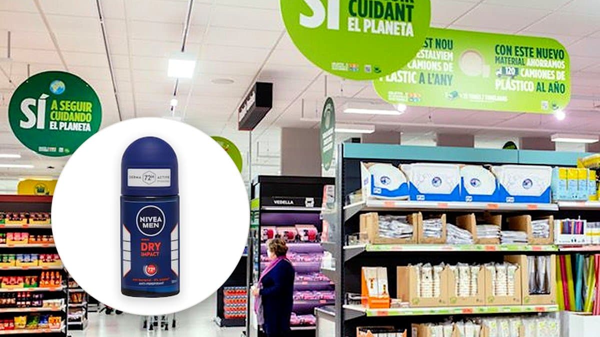 Desodorante roll-on Nivea Men en estante de supermercado con etiqueta de precio
