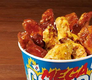 Cubo de alitas salseadas — Domino's Pizza
