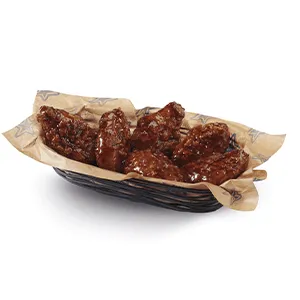 BBQ Beer Chicken Wings — Foster's Hollywood