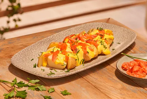 PATATE CON SALMONE — Ginos
