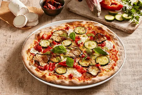 PIZZA VERDURE E FORMAGGIO DI CAPRA — Ginos