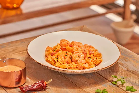 FETTUCCINE PIRATA — Ginos