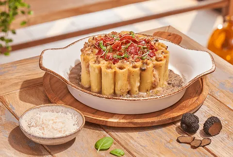 RIGATONI DI CARRILLERA AL FORNO — Ginos