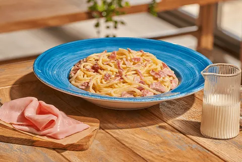 SPAGHETTI PANNA E PROSCIUTTO SIN GLUTEN — Ginos