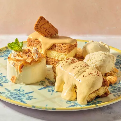 Surtido de postres — La Mafia se sienta a la mesa