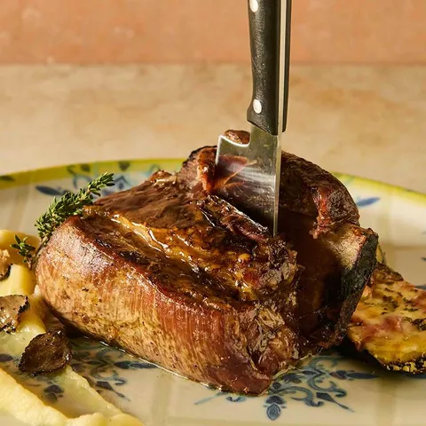 Costilla a baja temperatura con parmigiana di melanzane — La Mafia se sienta a la mesa