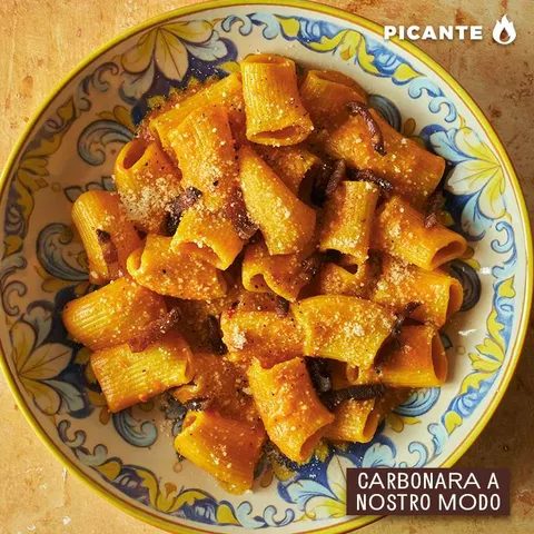 Rigatone nduja Carbonara — La Mafia se sienta a la mesa