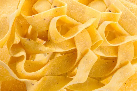 Pappardelle al pepe nero — La Tagliatella