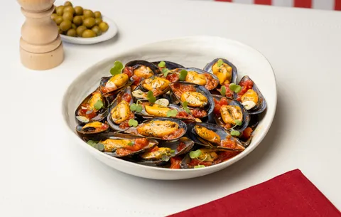 Mejillones Pomodoro — La Tagliatella