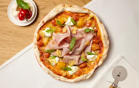Pizza Gustosa di Prosciutto Cotto — La Tagliatella