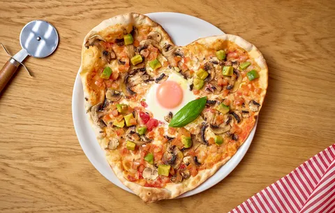 Pizza all'uovo — La Tagliatella