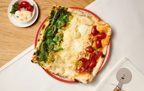 Pizza Tricolore — La Tagliatella