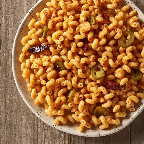 Riccioli olio e peperoncino — Muerde la Pasta