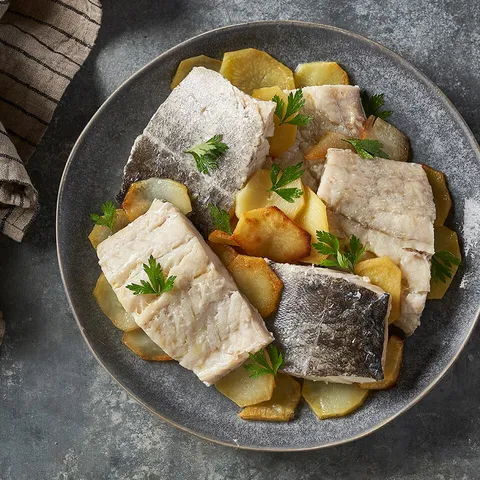 Bacalao al horno con patatas — Muerde la Pasta