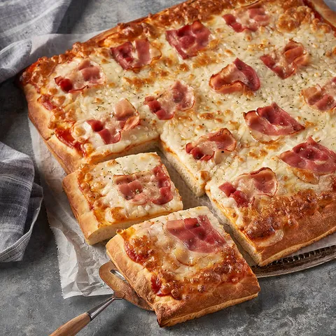 Pane pizza con pancetta — Muerde la Pasta