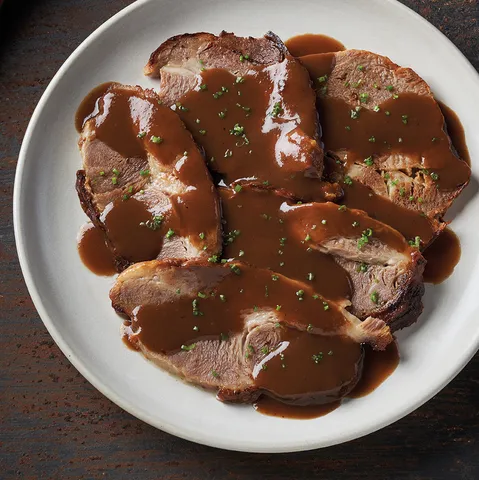 Lomo de cerdo con vino dulce — Muerde la Pasta