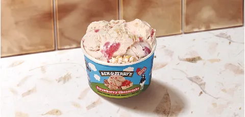 Helado cheesecake fresa — Pans & Company