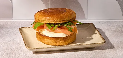 Bun salmón — Pans & Company