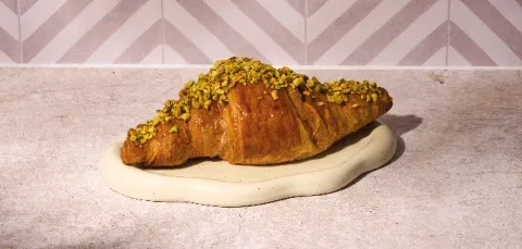 Croissant relleno pistacho — Pans & Company