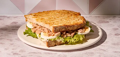 Planchado atún huevo — Pans & Company