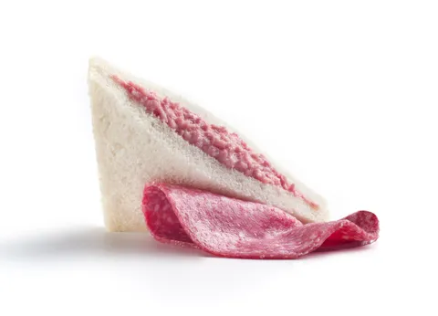 Sándwich Frío Salami — Rodilla