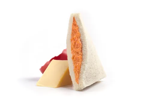 Sándwich Frío Queso con Tomate — Rodilla