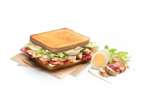 Sándwich Caliente Premium Club de Pollo — Rodilla