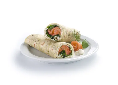 Wrap de Salmón y Aguacate — Rodilla