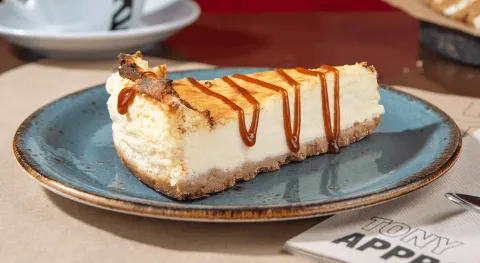 CHEESE CAKE — Tony Roma's