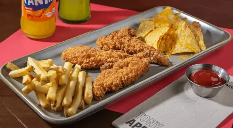 KIDS CHICKEN — Tony Roma's