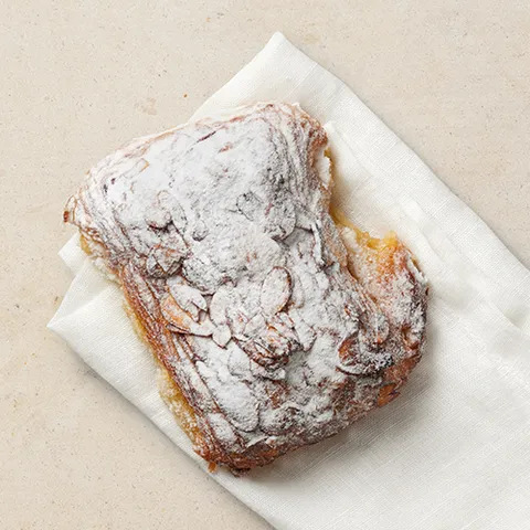 Mandelcroissant — Lagkagehuset