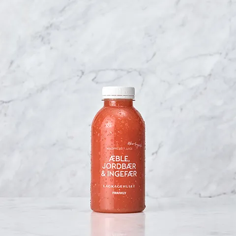 Juice: Jordbær, Æble & Ingefær 400 ml — Lagkagehuset