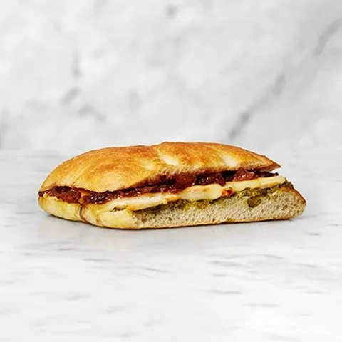 Kylling & Pesto Toastie — Lagkagehuset