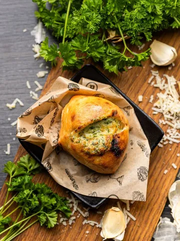 Cheezy garlic bread — Pincho Nation