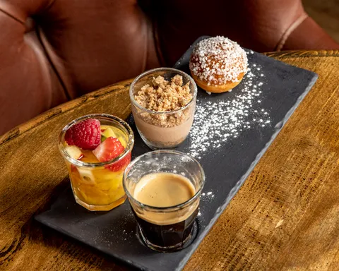 Café ou thé gourmand — Au Bureau
