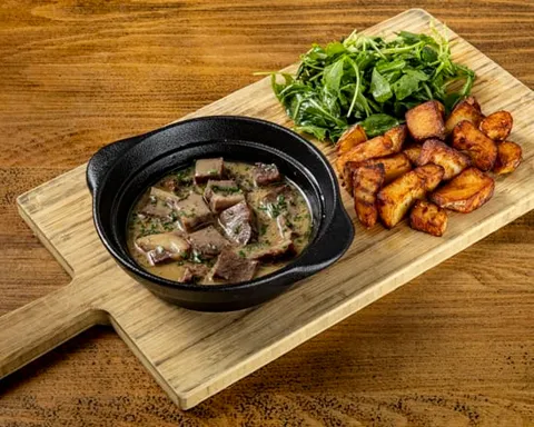 Cassolette de joue de bœuf — Au Bureau