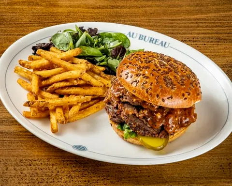 US Angus burger — Au Bureau