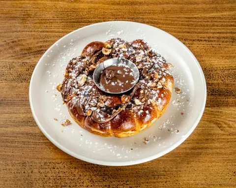 Chocolate brioche — Au Bureau