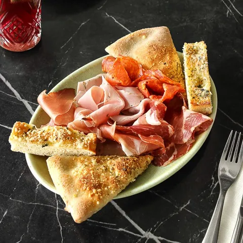 Piatto di salumi - Idéal pour 2 personnes — Del Arte