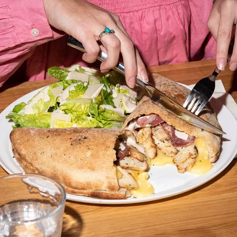 Calzone Caesar — Del Arte