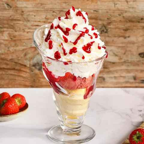 Coupe fraise melba — Del Arte