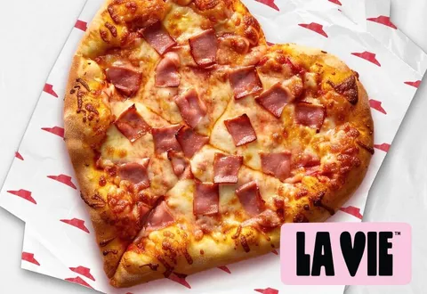 Queen La Vie™ Pan Cœur — Pizza Hut
