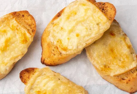 4 Pains à l'ail Raclette — Pizza Hut