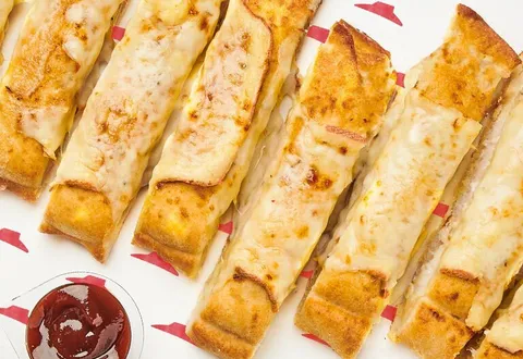 Breadsticks Raclette — Pizza Hut