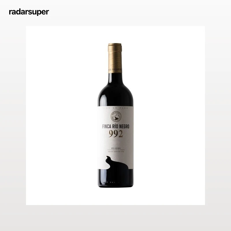 992  Vino tinto con D.O. Rio negro botella de 75 cl.