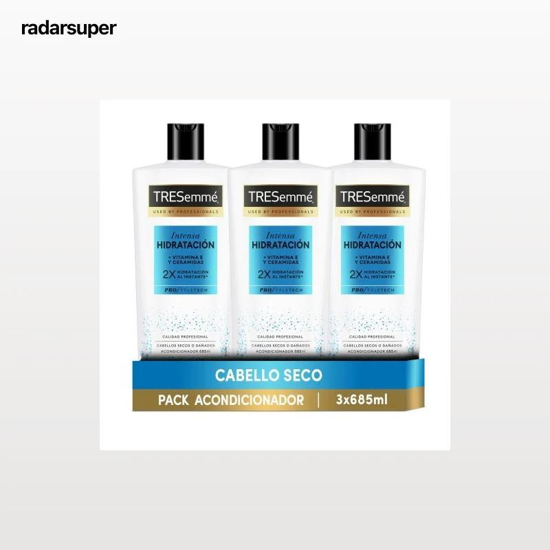 Acondicionador intensa hidratación para cabello seco o dañado TRESemme pack 3 unidades 685 ml.