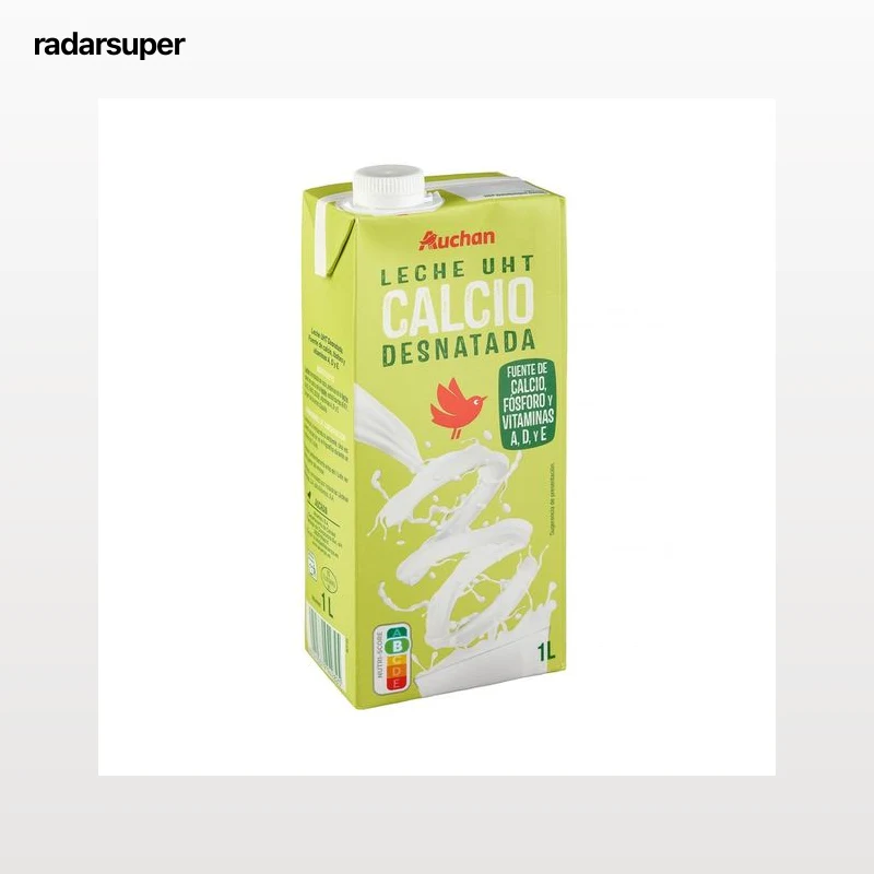 AUCHAN Leche desnatada de vaca, enriquecida con calcio 1 l Producto Alcampo.