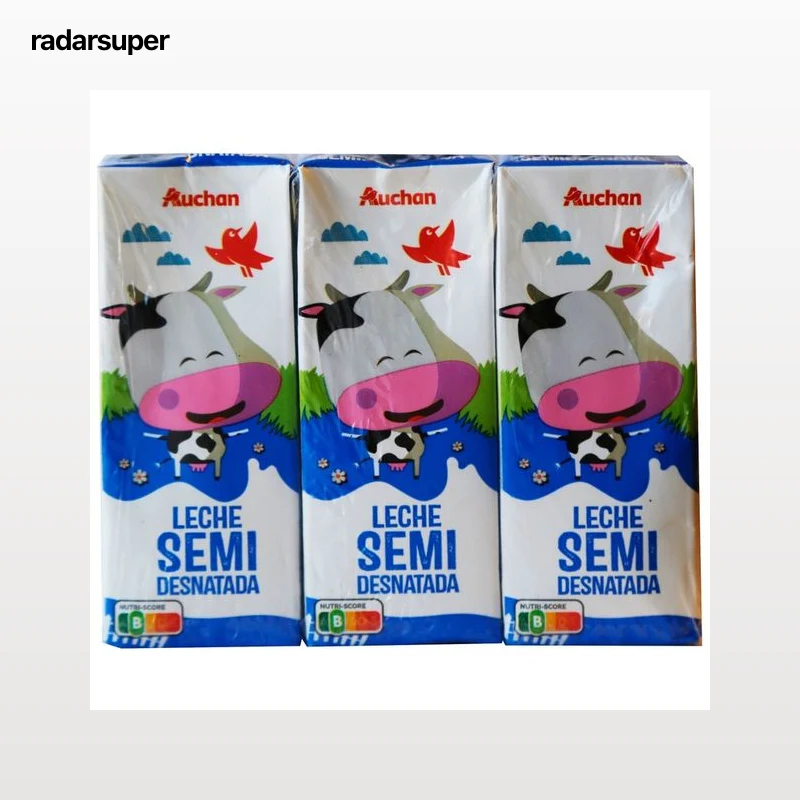 AUCHAN Leche mini semidesnatada 6 x 200 ml Producto Alcampo.