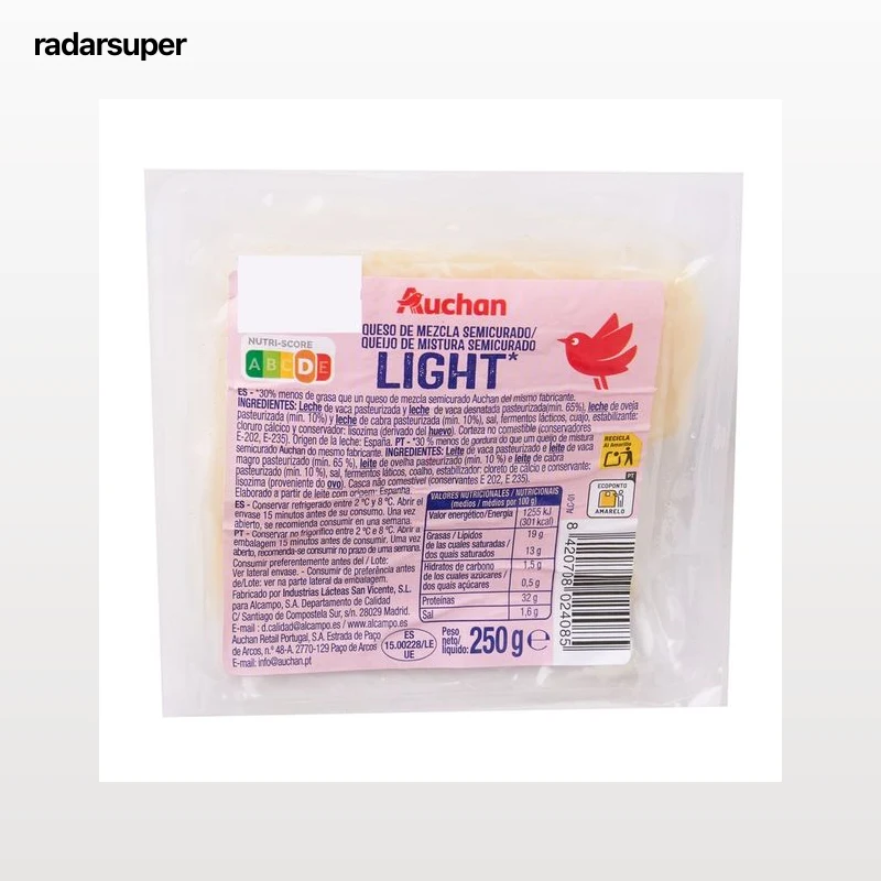 AUCHAN Queso semicurado light 250 g Producto Alcampo.