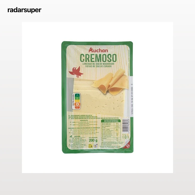 AUCHAN Queso de vaca semicurado en lonchas 200 g. Producto Alcampo.